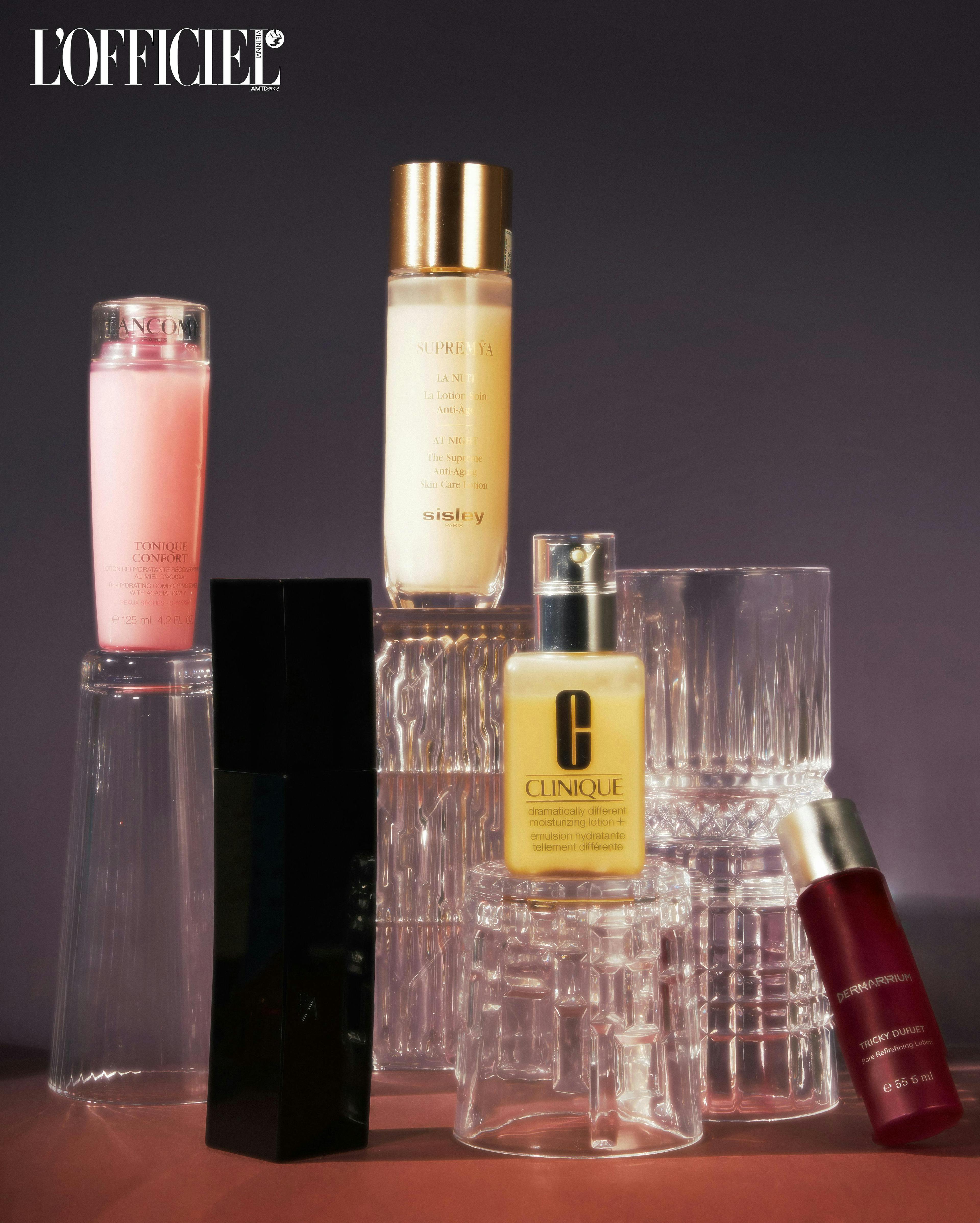 bottle cosmetics lipstick perfume