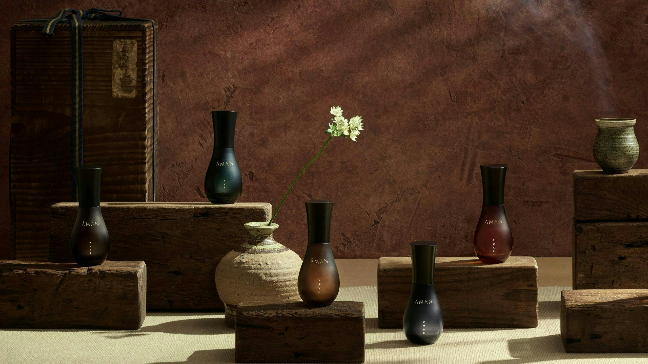 vase jar pottery potted plant plant tabletop furniture ikebana flower blossom