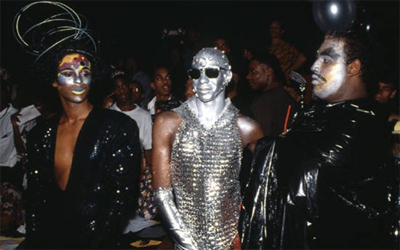 Một vũ hội văn hóa Drag Ball ở Harlem vào cuối những năm 1970