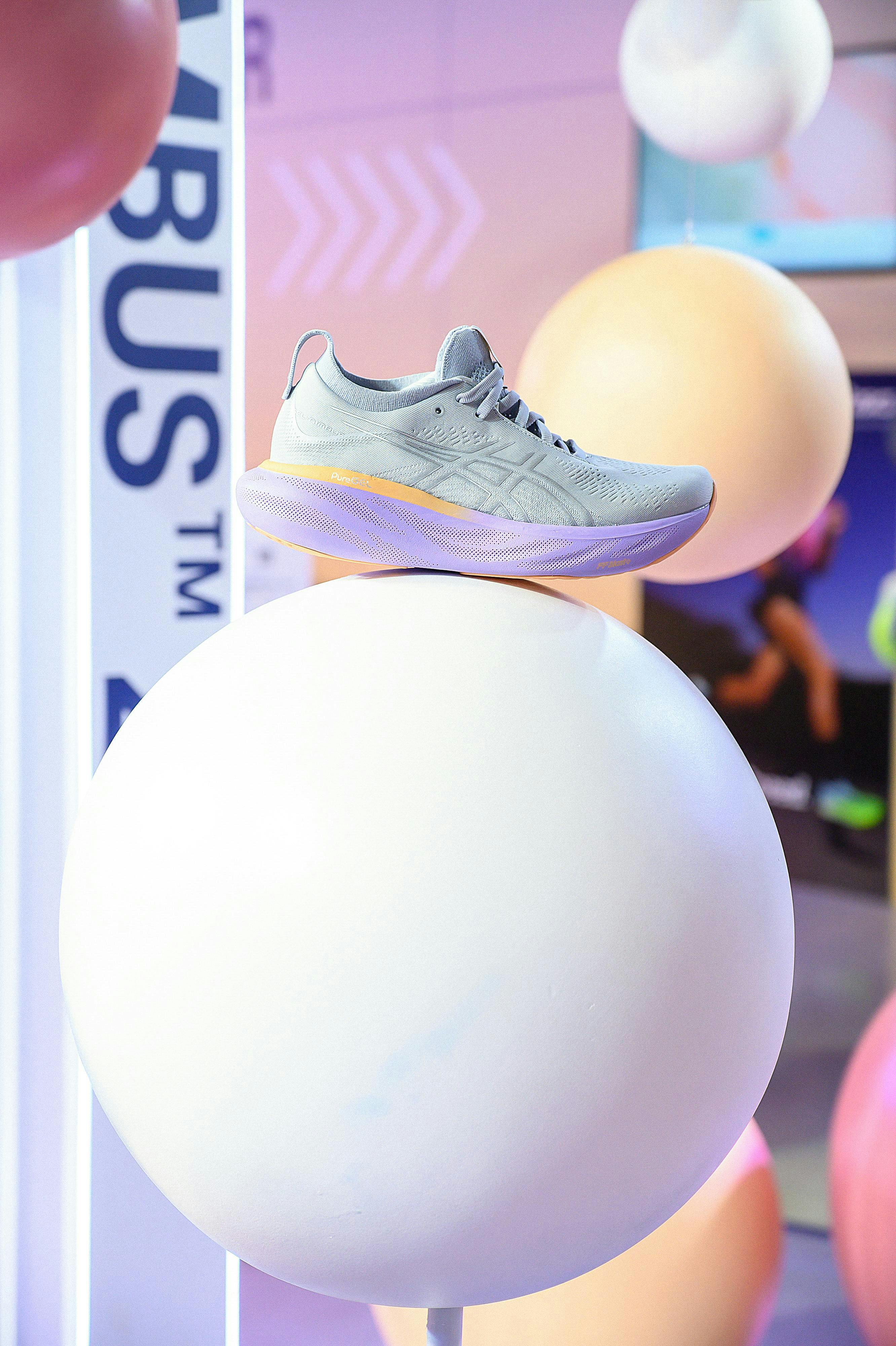 shoe footwear clothing sphere sneaker balloon