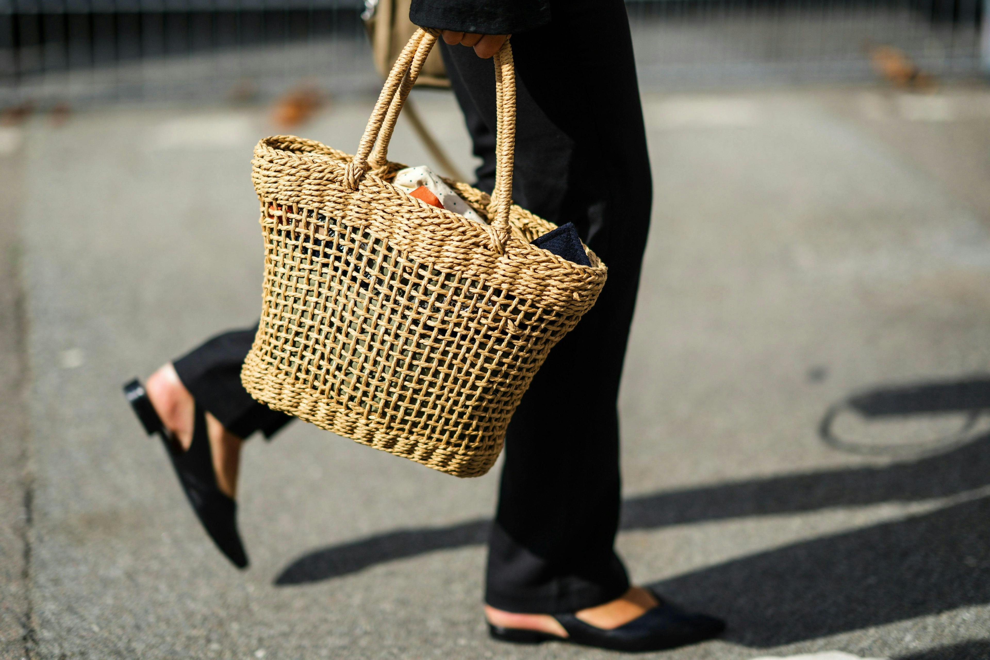 adult female person woman accessories bag handbag clothing footwear shoe