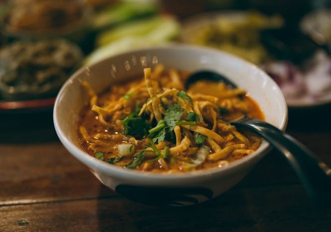 dish food meal bowl soup noodle soup